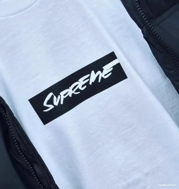 White S XL Logo and L 24SS Tee Box Futura M Black 0701